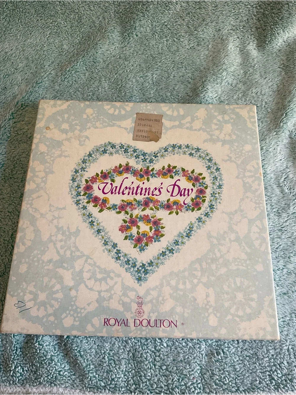 Royal Doulton White, Gold & Green Valentine’s Day Decorative Plate